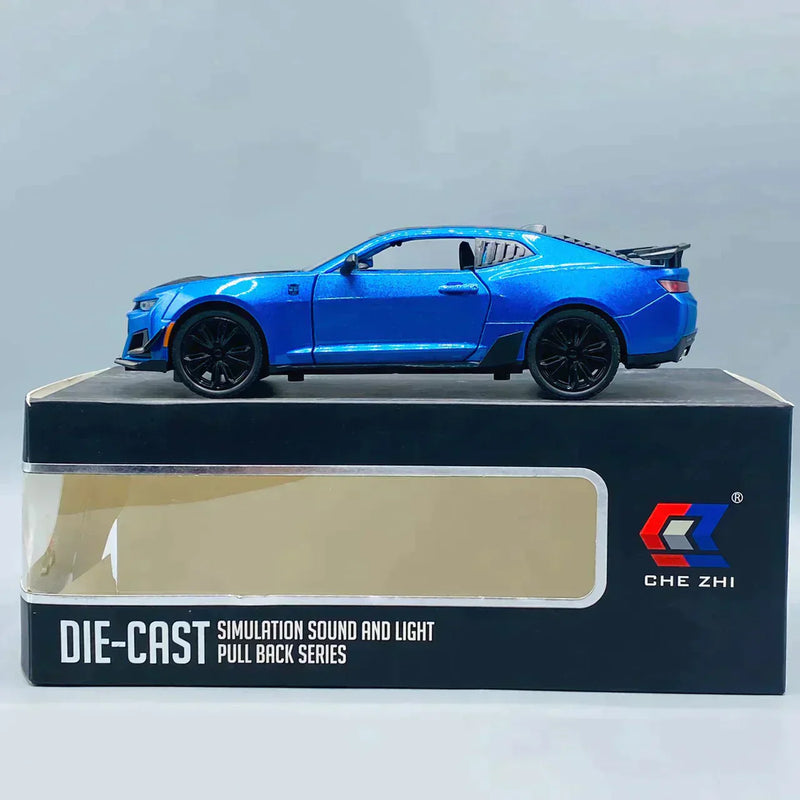 Load image into Gallery viewer, Diecast Chevrolet Camaro With Light Scale 1:24 - TZP1
